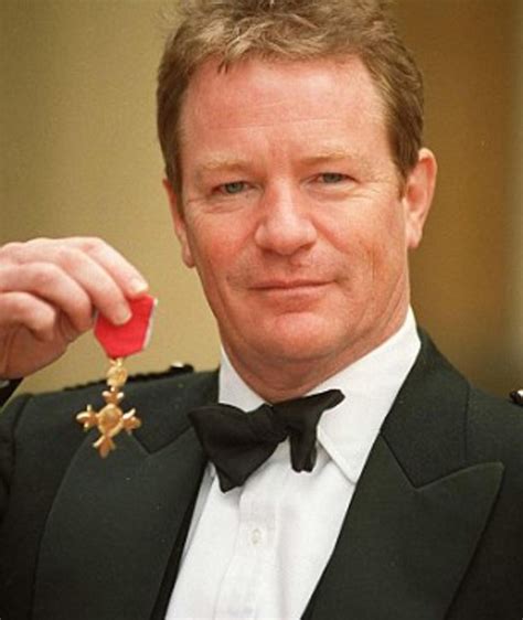 Jim Davidson .